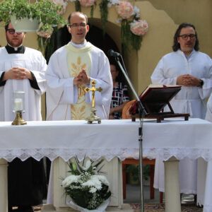 Hody a procesia v meste Senec