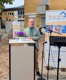 Spatenstich am Kinder- und Jugendhilfezentrum Wespinstift