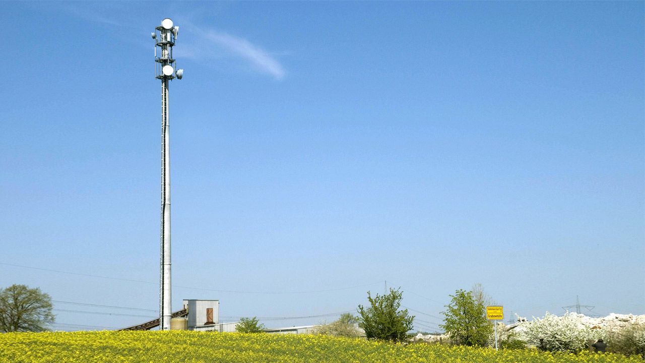 Handy-Netz per Satellit Telefónica Deutschland testet digital souveränen Satelliten-Mobilfunk mit europäischem Anbieter OQ Technology