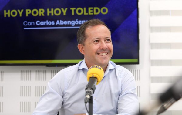 Velázquez destaca que en Toledo “cumplimos con aquello con lo que nos comprometemos”
