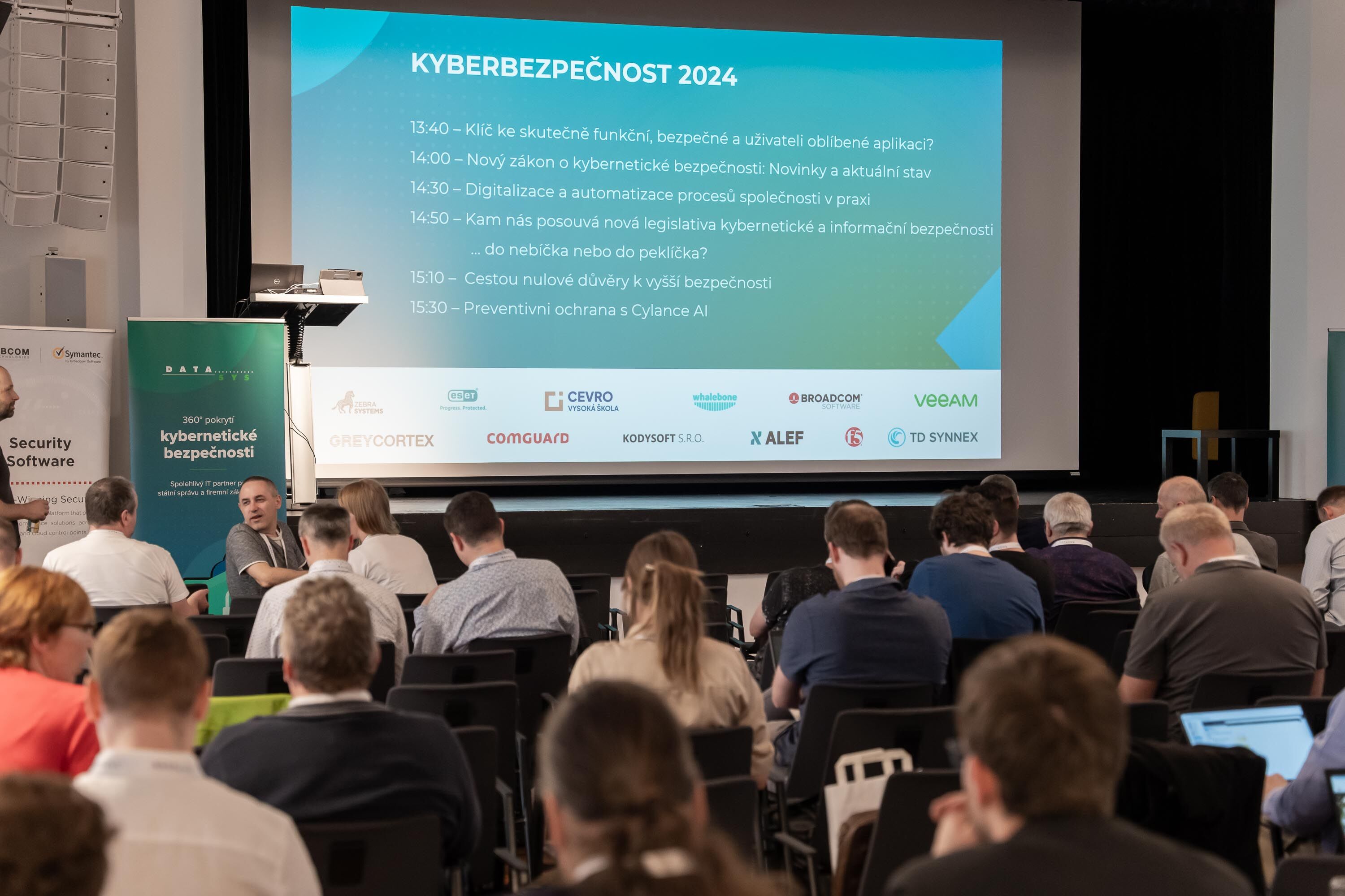 Konference Kyberbezpečnost 2024 v Ostravě:  Úspěšná událost plná odborných přednášek a diskusí