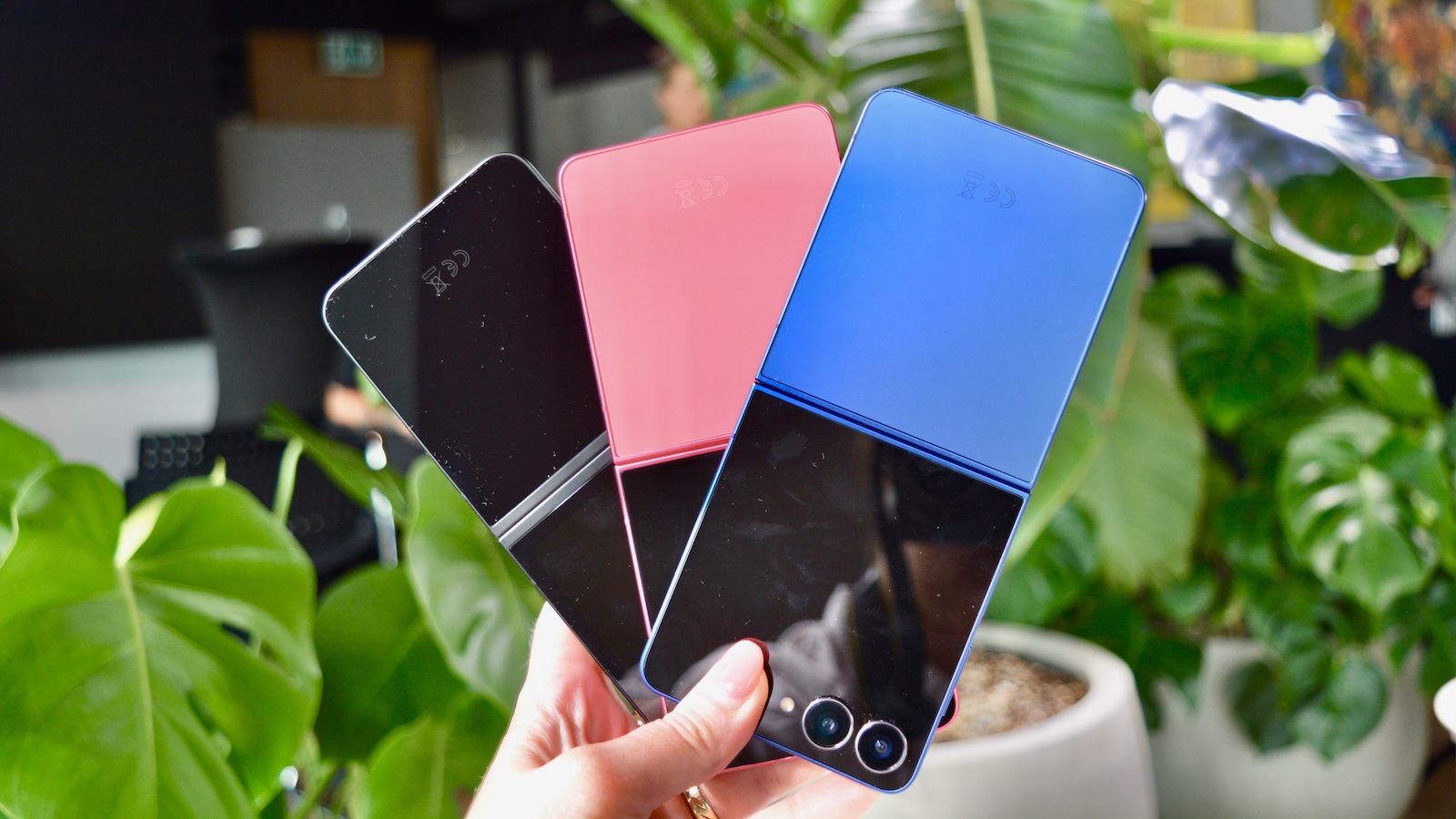 Samsung Galaxy Z Flip7 dostane s One UI 9 domovskú obrazovku aj na vonkajšom displeji