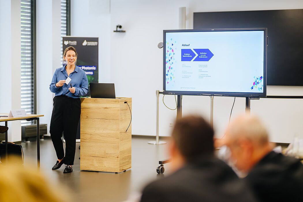 Universität Paderborn bildet internationale MINT-Talente für OWL aus