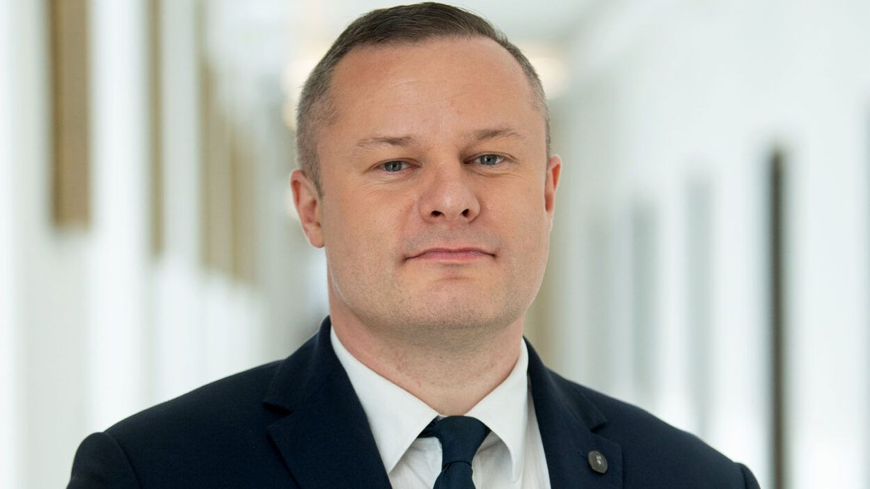 Trzeba przywrócić świat z naszego dzieciństwa…