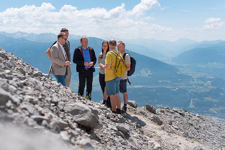 Bergwandern wird digital: Euregio-Projekt DIGIWAY macht Bergwege sicherer