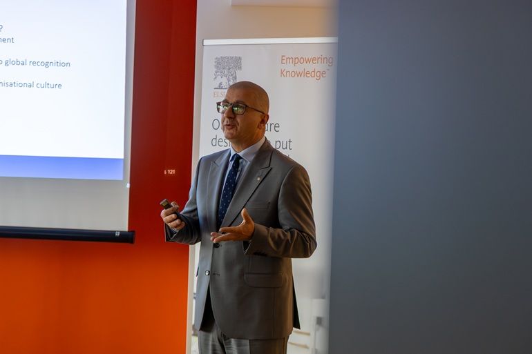 Platforma Elsevier Pure na Politechnice Śląskiej. Pierwsze wdrożenie w Polsce