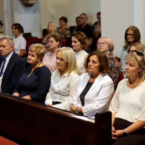 Slávnostné zastupiteľstvo vzdalo poctu Jánovi Petrovi a Miloslavovi Chomovi