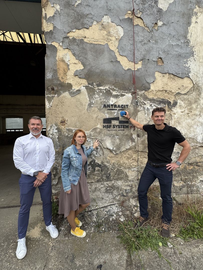 ANTRACIT V PLZNI ZAHAJUJE REKONSTRUKCI INDUSTRIÁLNÍ HALY PRO LEZECKÉ CENTRUM I KANCELÁŘE