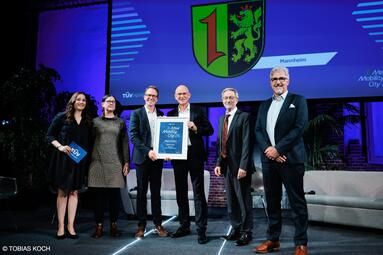 TÜV-geprüft und ausgezeichnet: Mannheim gewinnt Award „New Mobility City 2026“