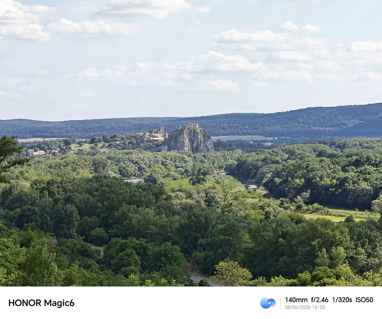 Recenzia Honor Magic V6: Jeden z najlepších skladacích smartfónov súčasnosti