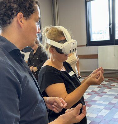 Mit Virtual Reality Gesundheitsberufe hautnah erleben