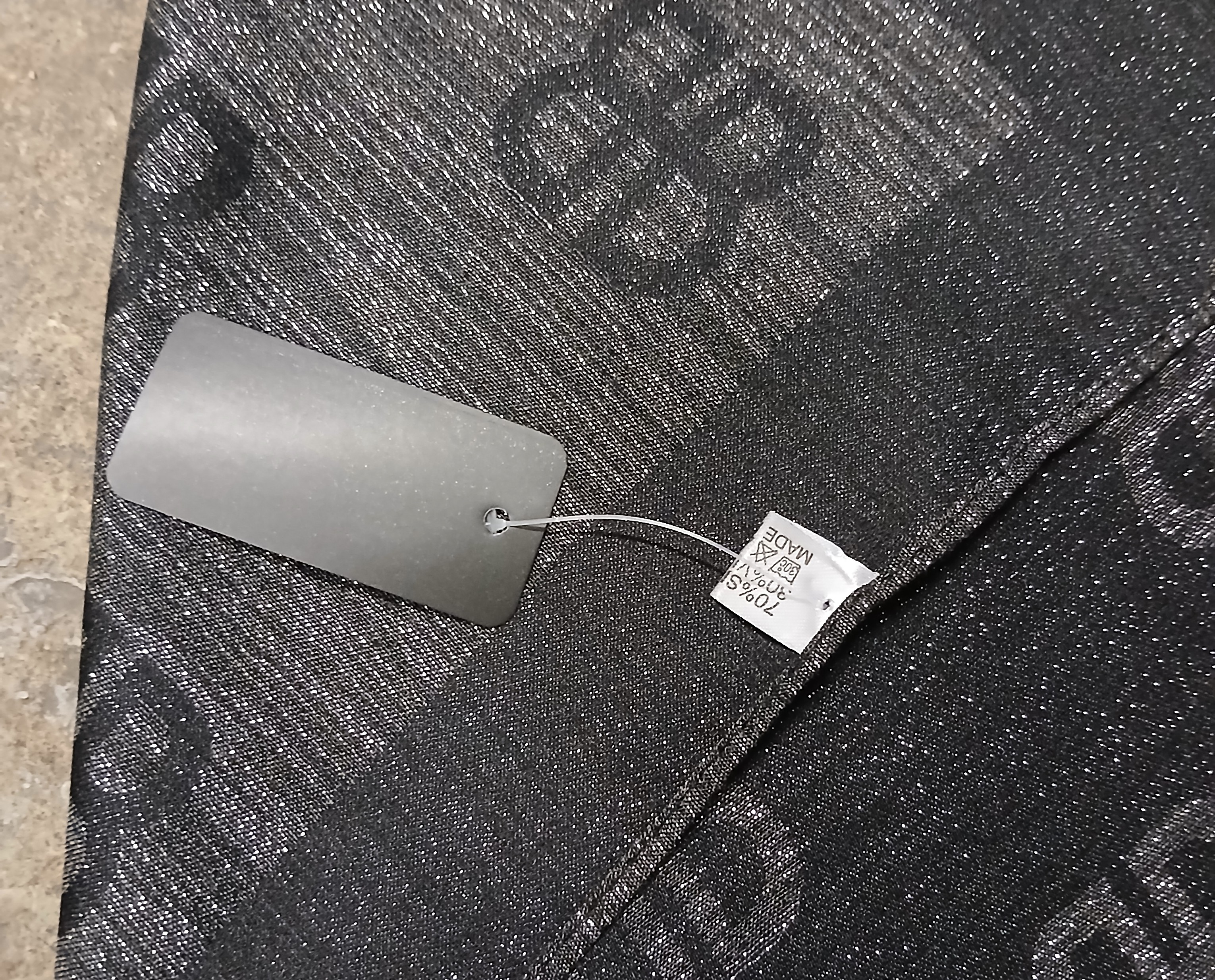 Pražským celníkům se podařilo v závěru uplynulého týdne odhalit zboží podezřelé z porušování práv duševního vlastnictví v hodnotě přes 45 milionů korun