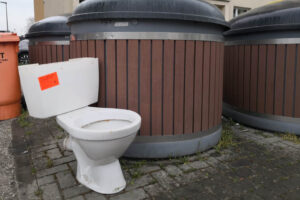 Stojiská nie sú zberný dvor!