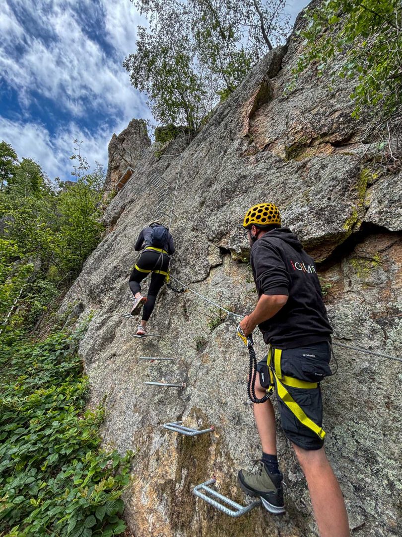 Új kaland vár Gömör szívében: megnyílt a Hrádok via ferrata – Miko vas-útja