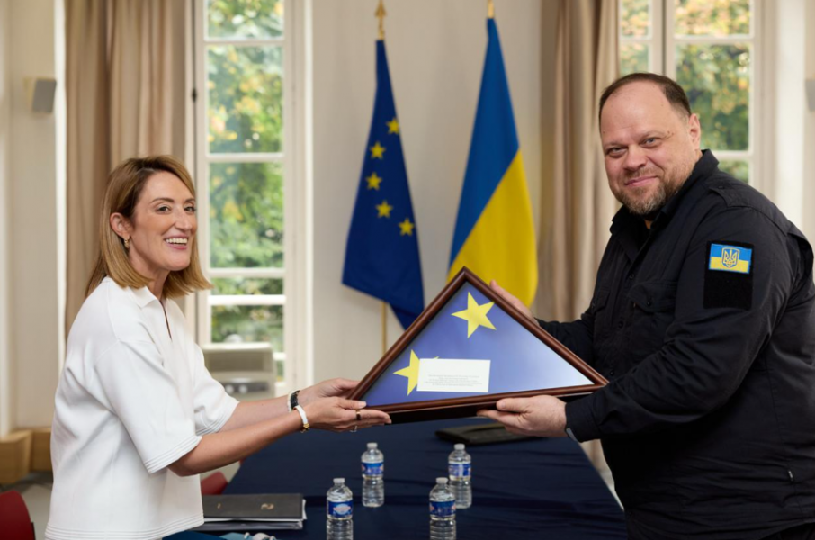 Руслан Стефанчук зустрівся з Президенткою Європарламенту Робертою Мецолою
