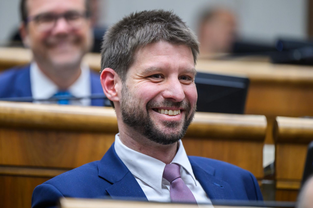 Bývanie, výstavba bytov, ceny energií. Šimečka predstavil hlavné témy, s ktorými pôjde PS do volieb