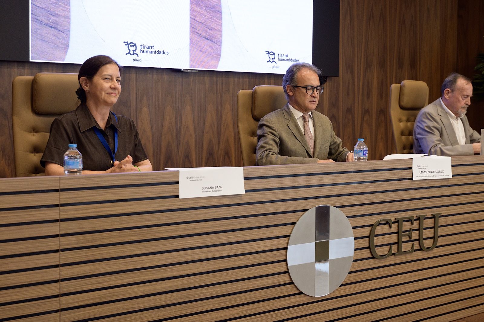 Veintinueve expertos europeos analizan cómo superar la crisis de valores democráticos en la UE