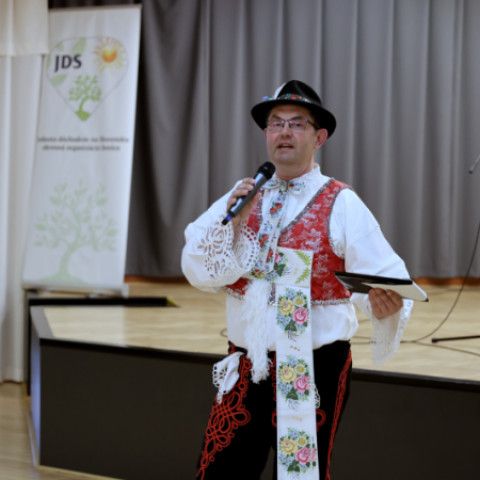 Babička roka 2026: Senický dom kultúry tlieskal pätnástim úžasným dámam!