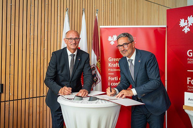 Euregio tagte auf Burg Trautson