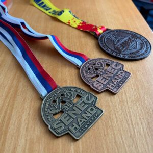 Športovci z klubu AWK Senec navštívili primátora