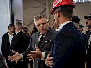 Robert Fico v Poprade: Nová robotická linka pomôže Tatravagónke udržať konkurencieschopnosť a pracovné miesta