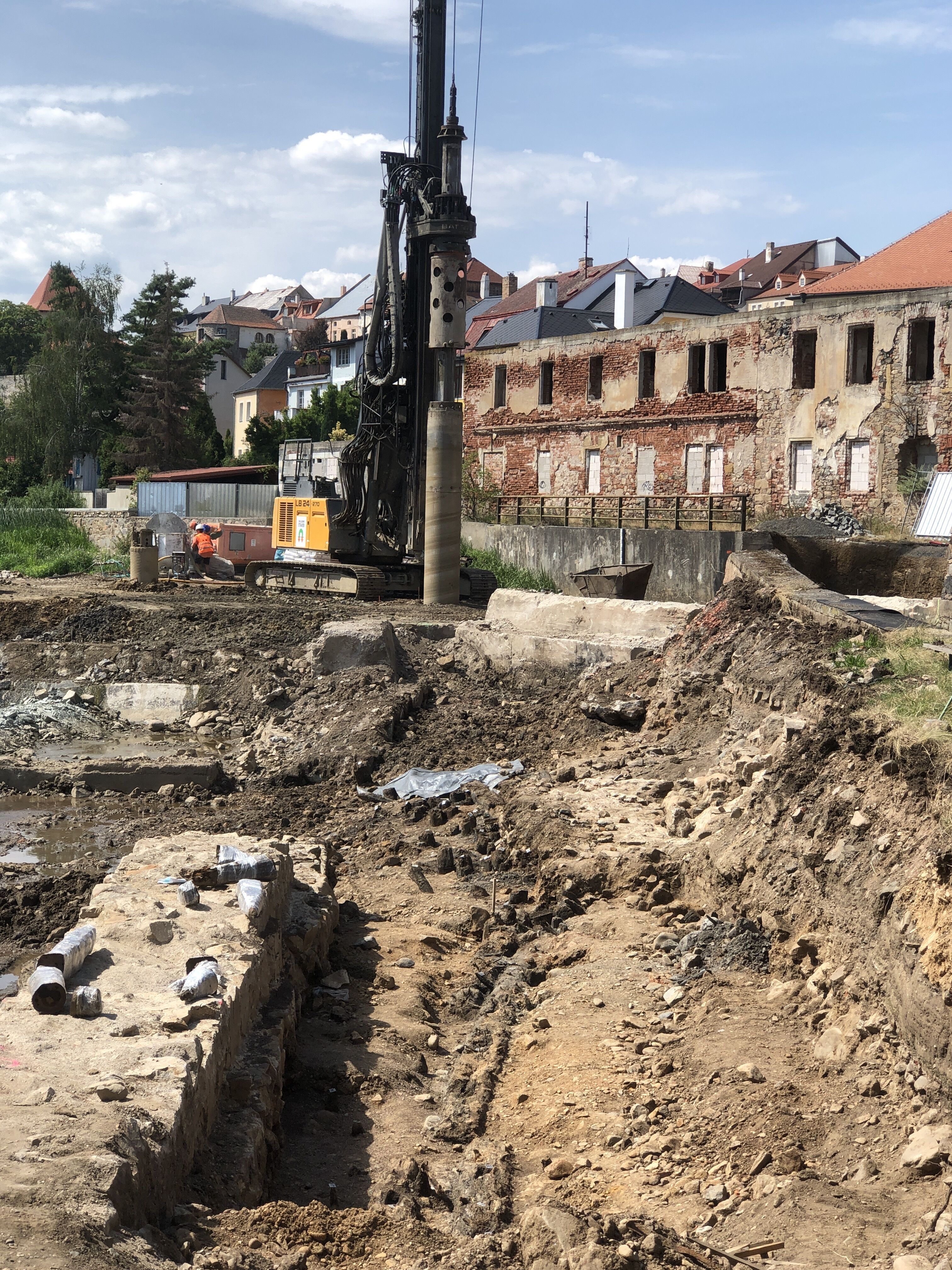 U jezu v Kadani probíhá archeologický průzkum se zajímavými nálezy
