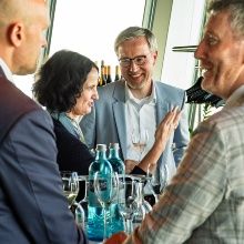 Erstes Turmgespräch bringt Wissenschaft und Politik zusammen