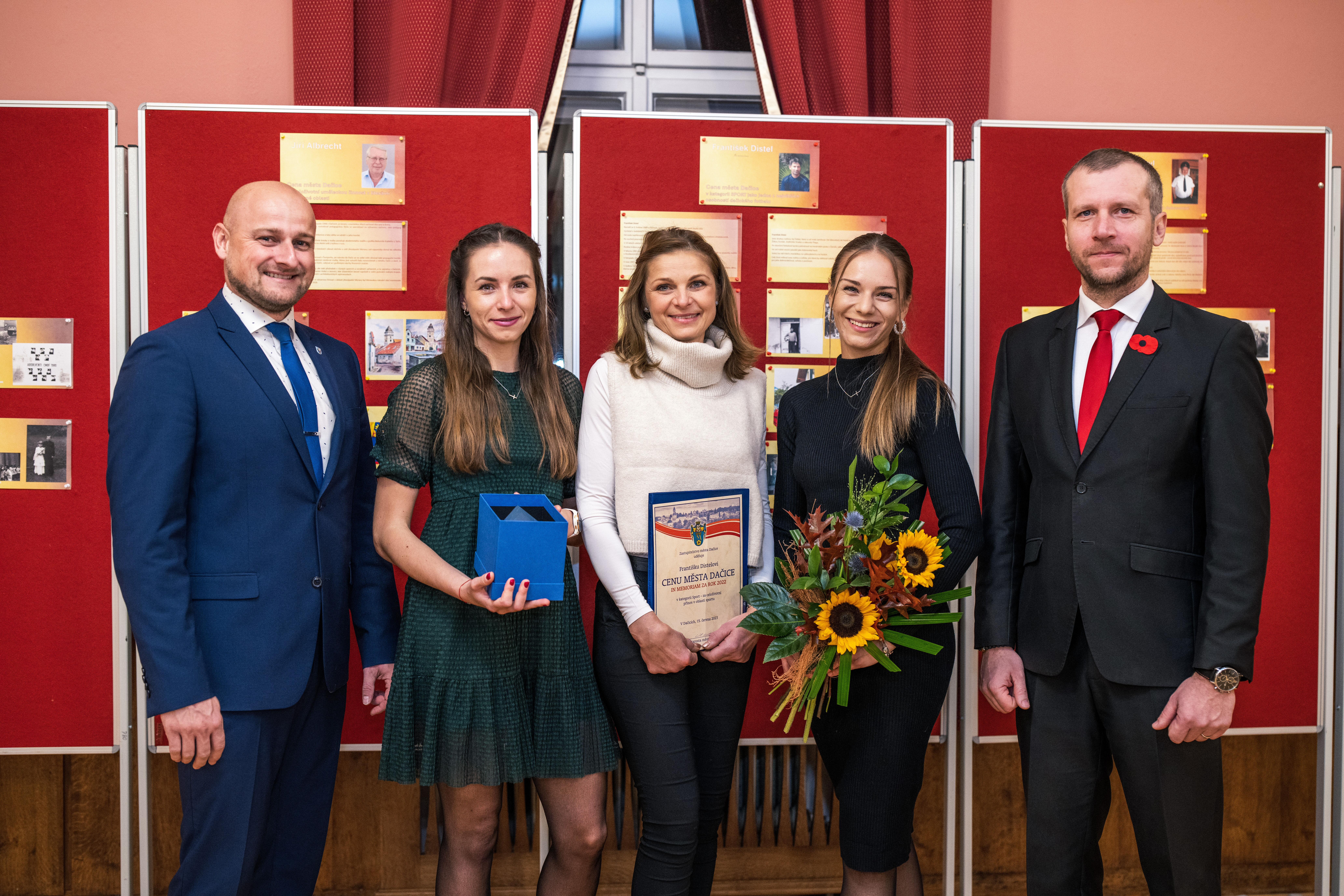 Ceny města Dačice za rok 2022 byly předány
