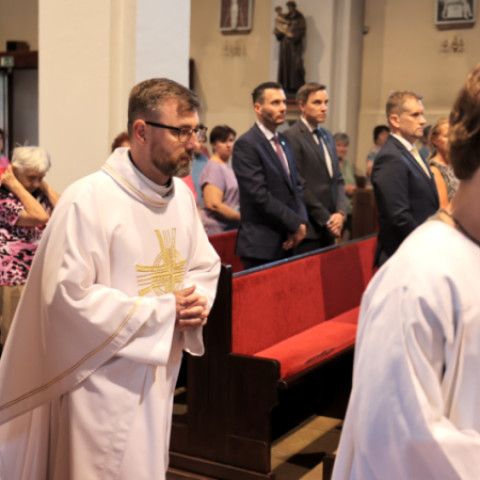 Slávnostné zastupiteľstvo vzdalo poctu Jánovi Petrovi a Miloslavovi Chomovi