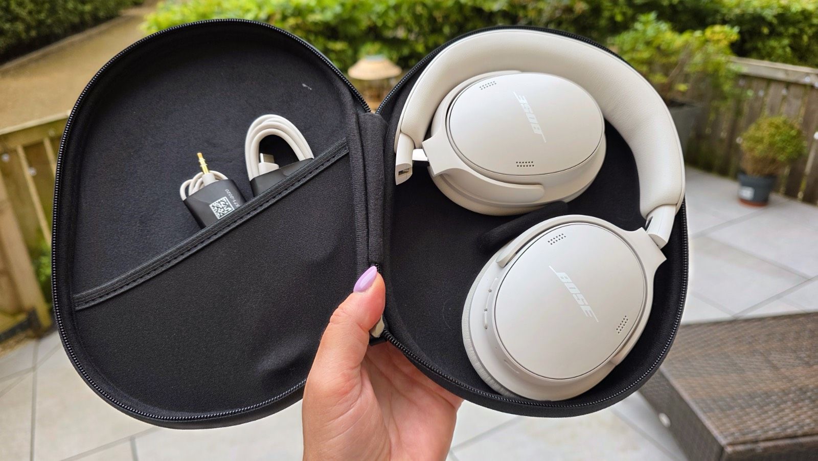 Recenzia Bose QuietComfort Headphones (2nd Gen): Nová úroveň ticha