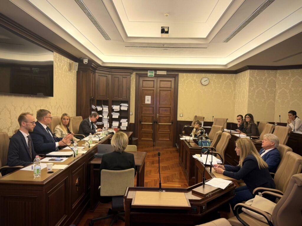 Podpora nezávislých ľudskoprávnych inštitúcií rezonovala aj v talianskom senáte