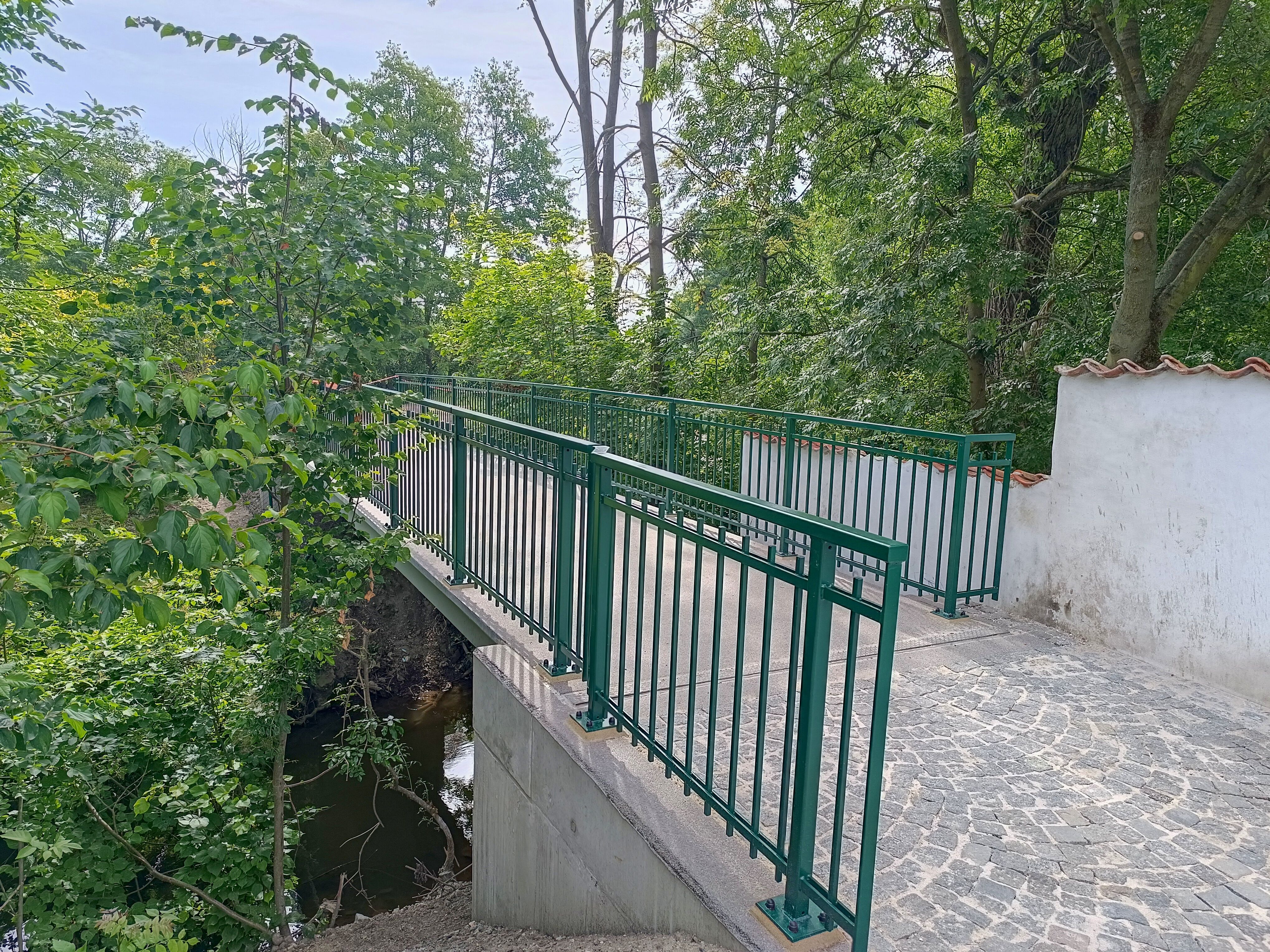 Nymburští občané se již mohou projít po nových mostech v ulici  U Katovny přes Malé a Velké Valy