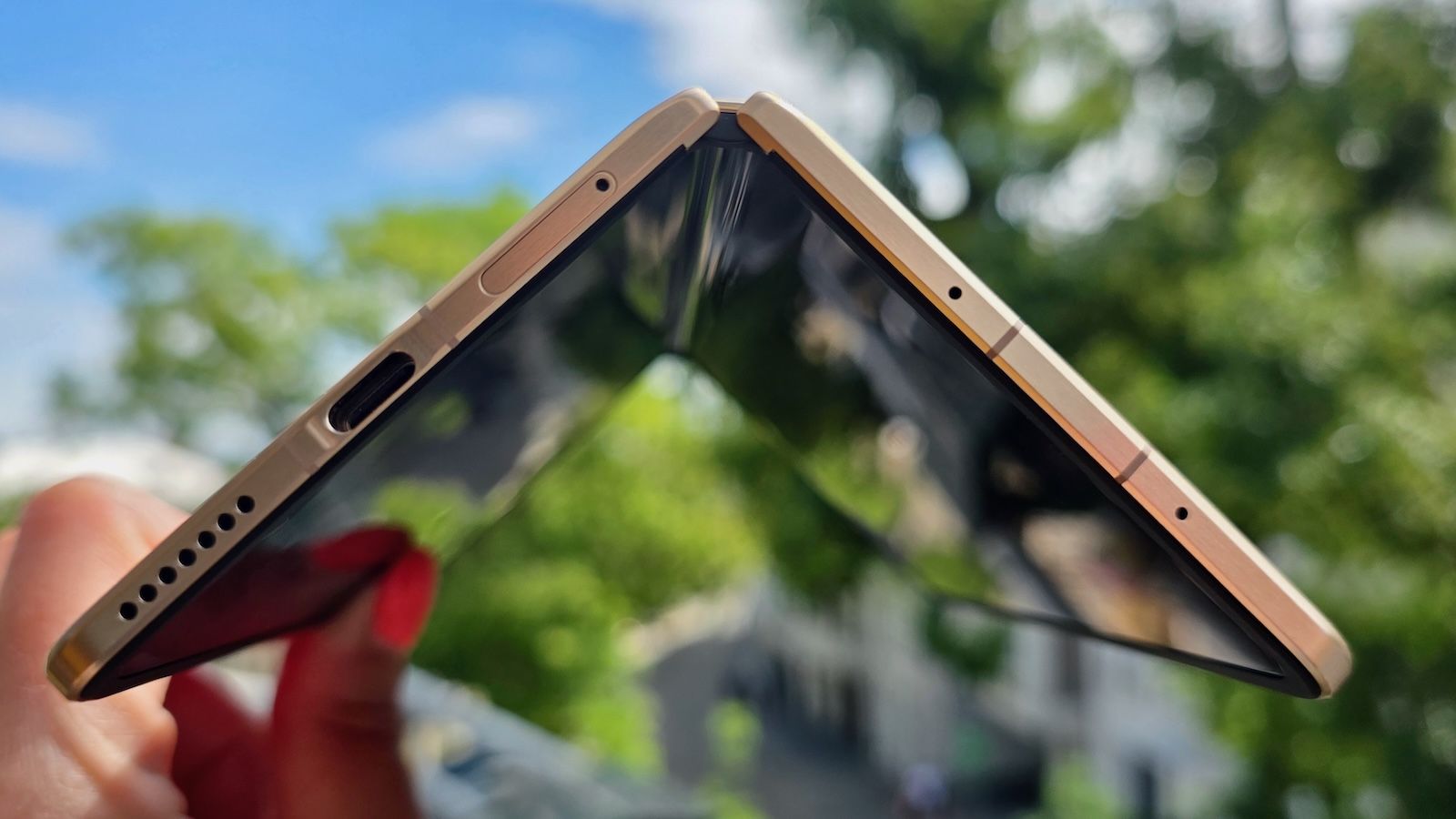 Recenzia Honor Magic V6: Jeden z najlepších skladacích smartfónov súčasnosti
