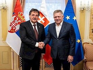 Predseda vlády SR Robert Fico sa stretol s ministrom obrany Srbska Bratislavom Gašićom