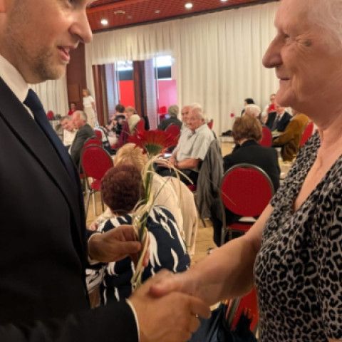 Mesto Senica s úctou privítalo svojich tohtoročných jubilantov