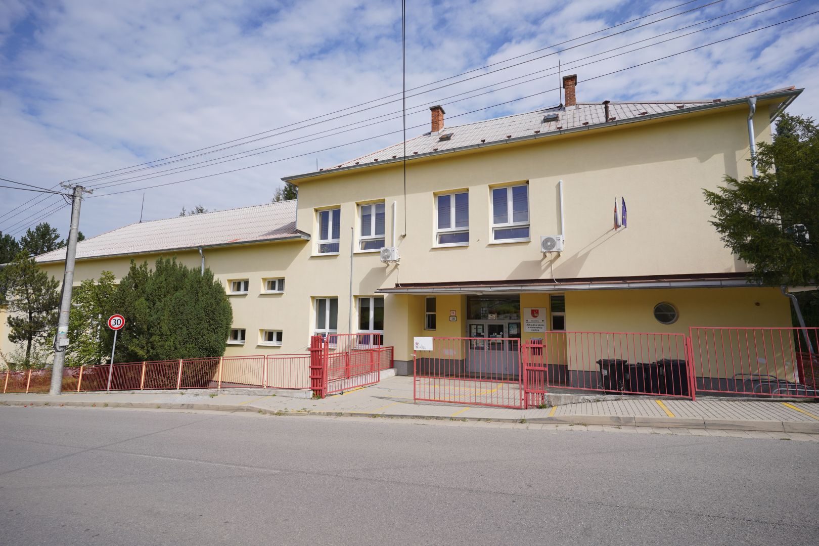 Základnú školu s materskou školou Dolná Trnovská čaká modernizácia