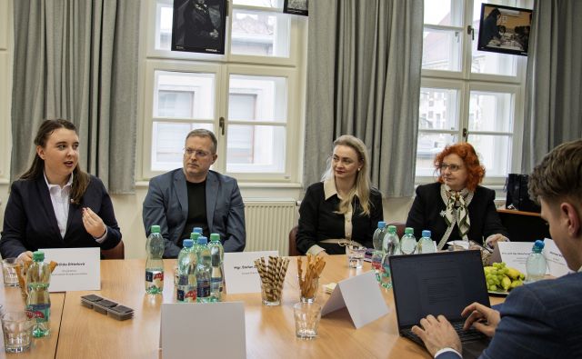 Okrúhly stôl: Budúcnosť mladých a príležitosti v EÚ