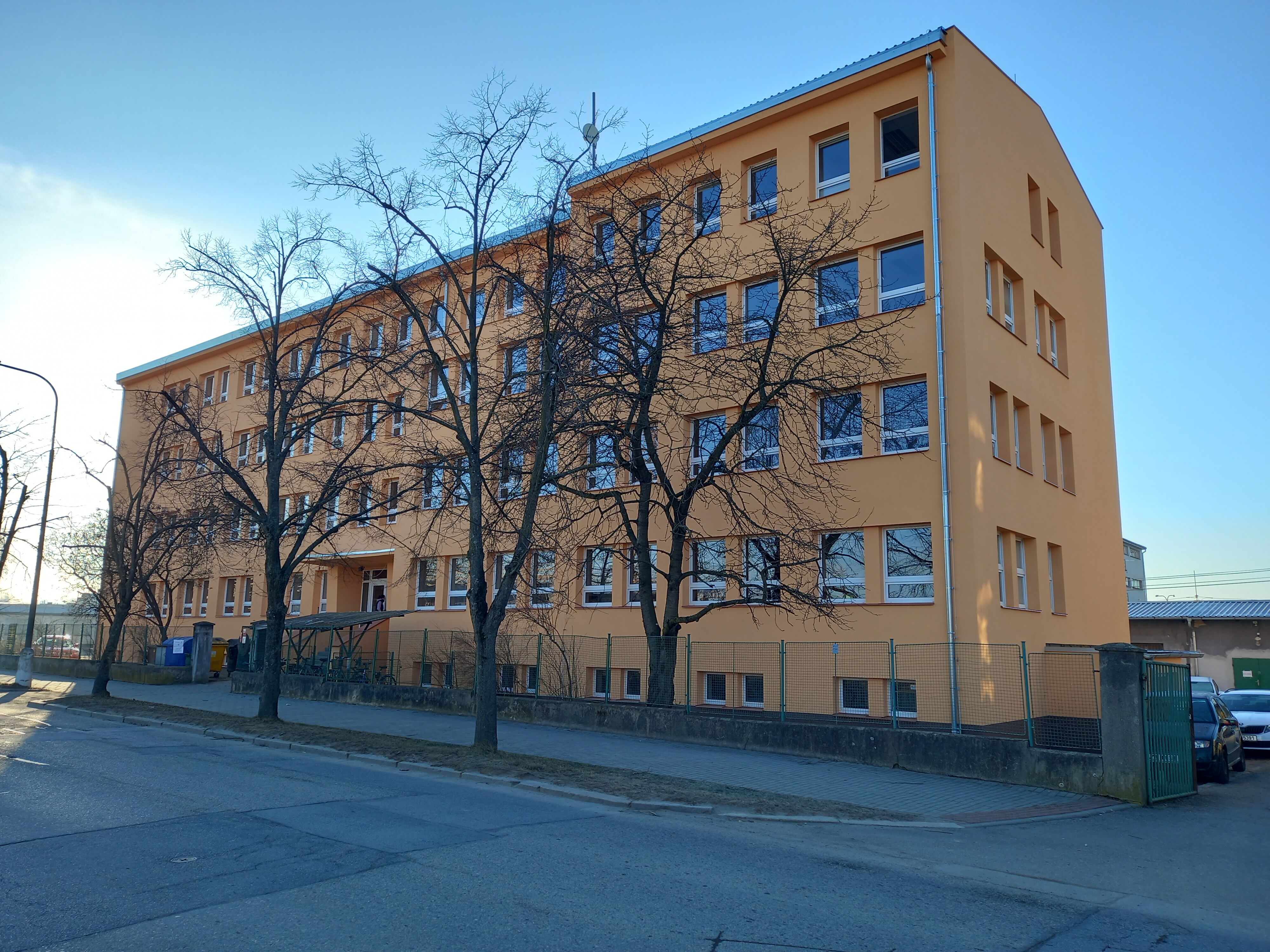 Bezmála 4 miliardy do státního rozpočtu od jihočeských celníků