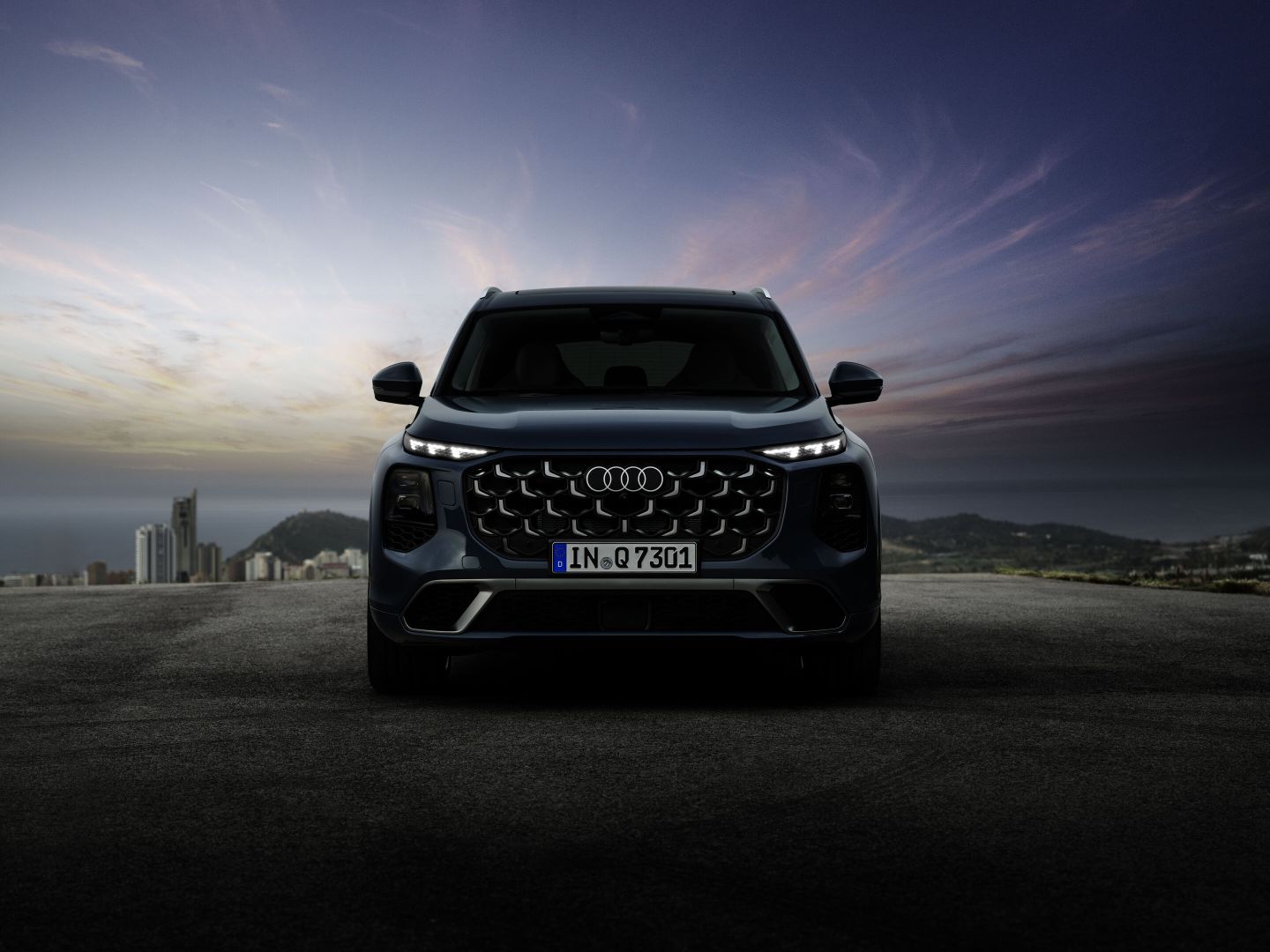 Third generation of the successful SUV: new Audi Q7 combines versatility and performance