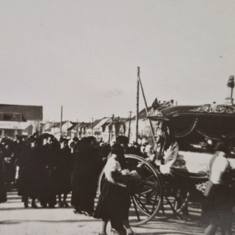 Tichí svedkovia minulosti: Poznáte históriu zaniknutých senických cintorínov?