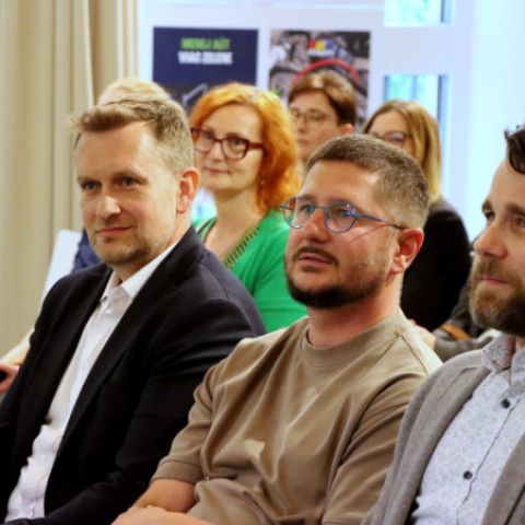 Senica a Hodonín chcú bezpečnejšie ulice: Kampaň #šlapeto stavia na dátach a ohľaduplnosti