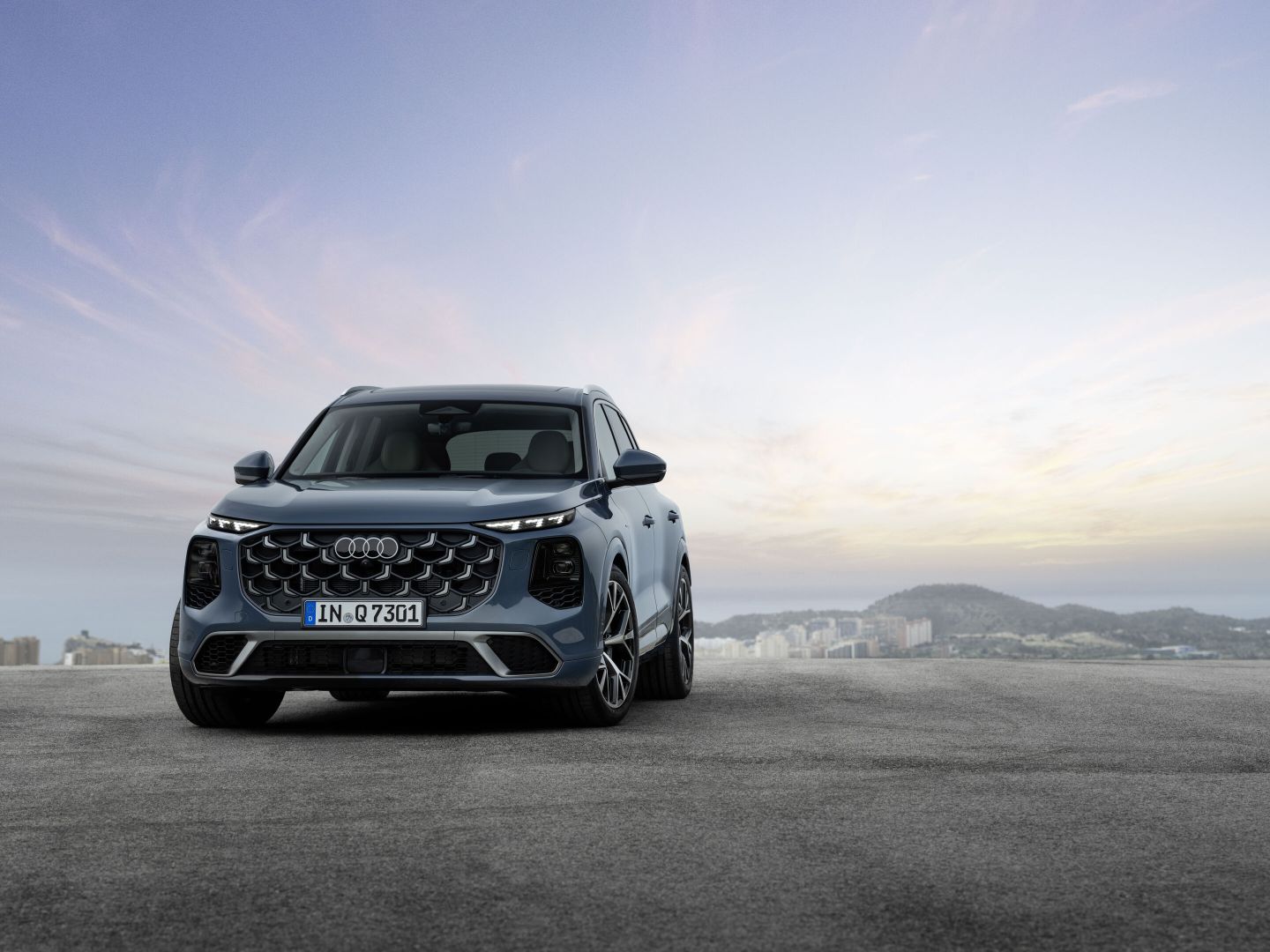 Third generation of the successful SUV: new Audi Q7 combines versatility and performance