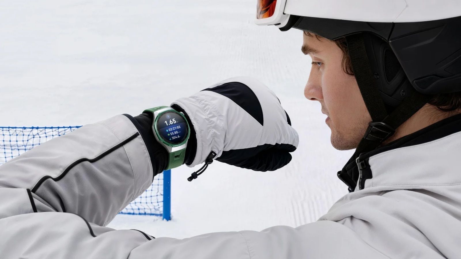 Titán, zafír a 21-dňová výdrž. Huawei Watch GT 7 Pro ukazujú, ako majú vyzerať prémiové hodinky