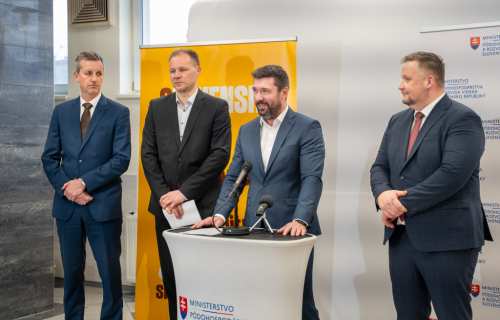 Minister Takáč: Slovenské hydinárstvo patrí medzi európsku špičku, štát chce posilniť sebestačnosť aj transparentnosť pre spotrebiteľov