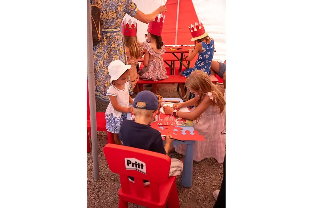 Galoppsport, Familienfest und Jubiläumsstimmung auf der Düsseldorfer Rennbahn