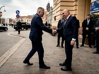 Robert Fico v Rumunsku: Stretnutia s krajanmi sú vzácnou príležitosťou na upevňovanie vzájomných vzťahov