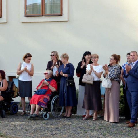 Slávnostné zastupiteľstvo vzdalo poctu Jánovi Petrovi a Miloslavovi Chomovi
