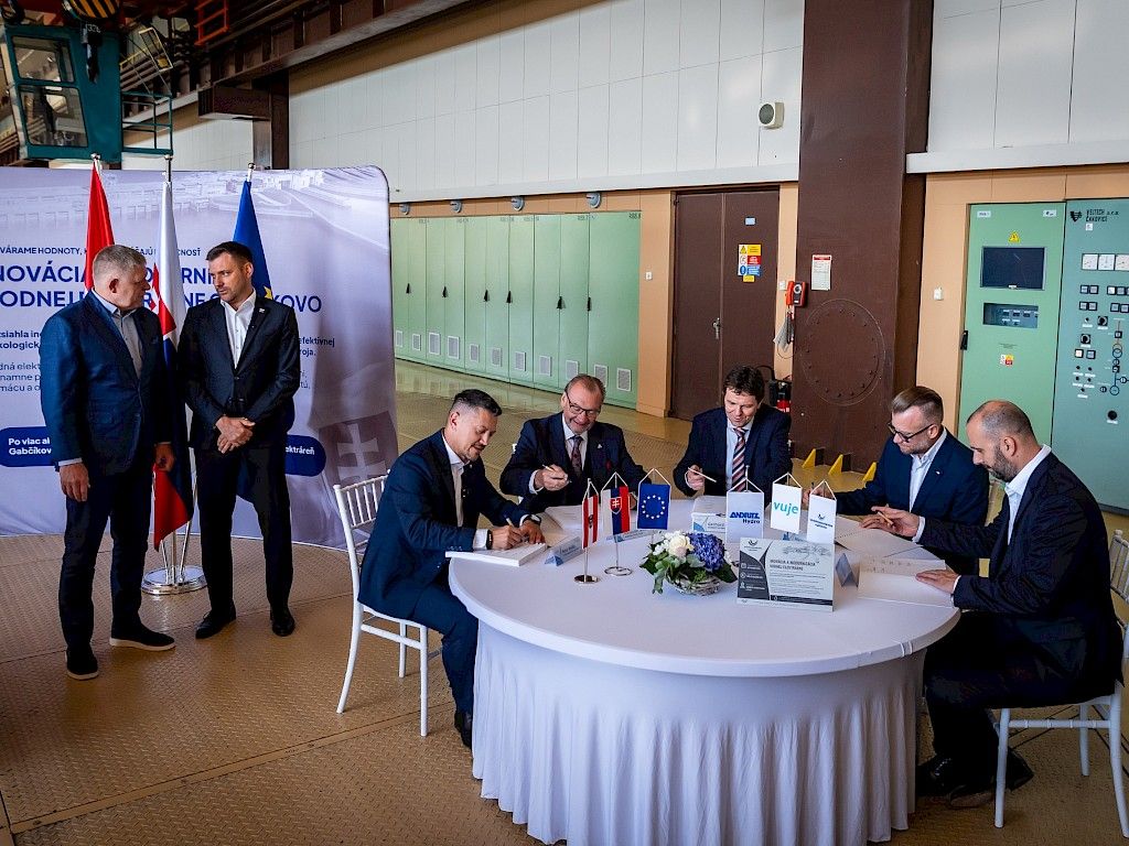 Robert Fico: Vláda prijala dôležité rozhodnutie a vodná elektráreň v Gabčíkove prejde komplexnou inováciou a modernizáciou