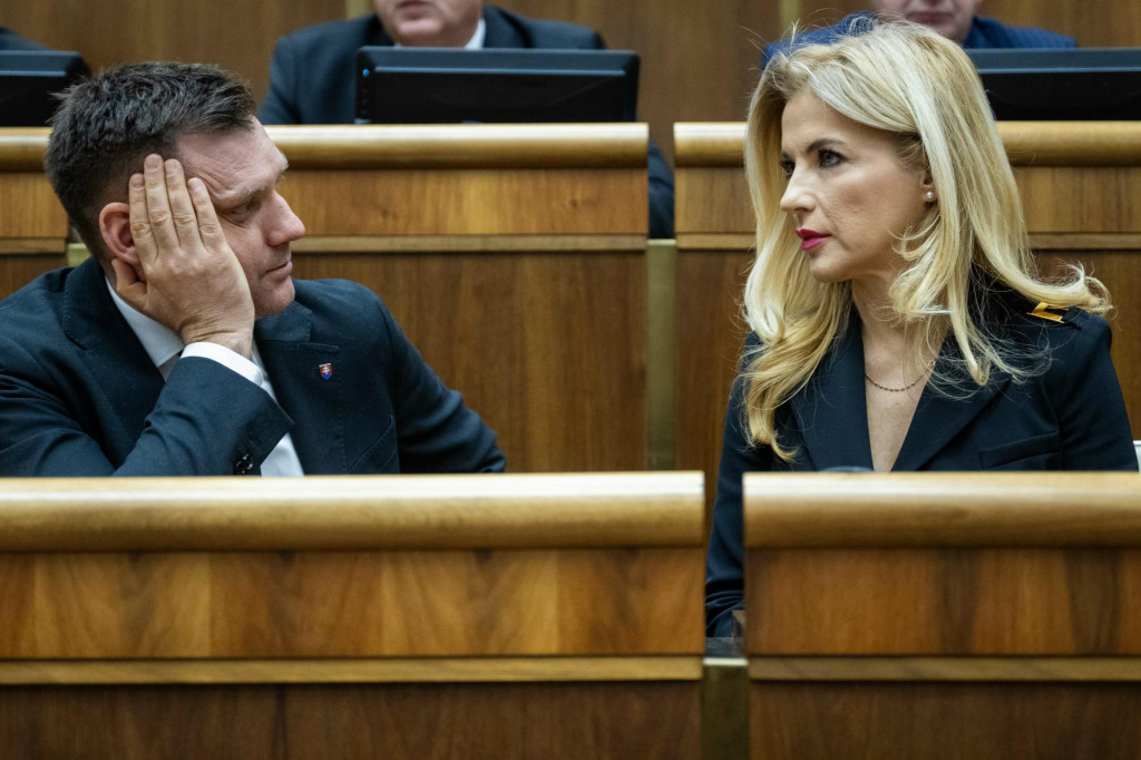 Šutaj Eštok predstavil dve opatrenia na podporu ekonomiky. Pomôcť majú matkám a rodinám s deťmi