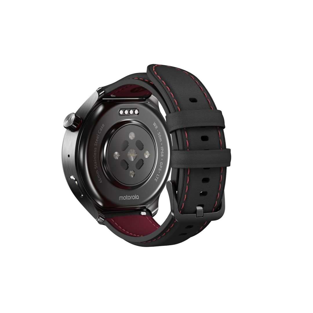 Motorola Moto Watch Ultra: Špičkový displej, LTE, podpora AI a sebavedomá cena